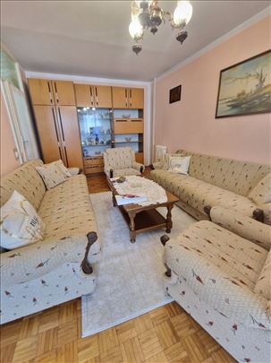 Stan za izdavanje Blok 44