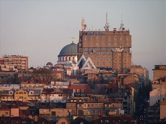 Vračar, kuća 78m2, i 1 ar placa