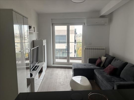 Autokomanda, pet-frinedly, Admirala Vukovića, 45 m