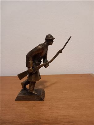 Bronzana figura vojnik