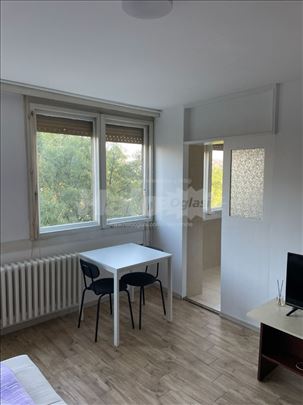 Izdajem garsonjeru – Ljermontova ulica