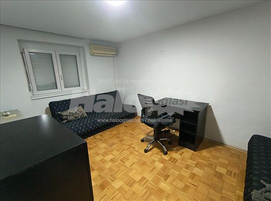 Izdajem stan u Sarajevskoj