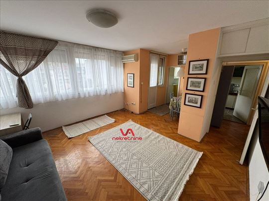 Jednosoban Stan , Odlicna lokacija Odmah Useljiv