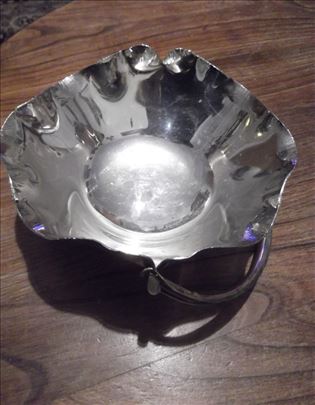 Posrebrna cinija