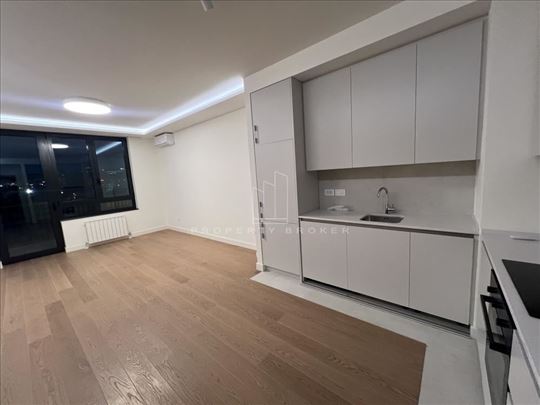 Quartet 2, blizina Palate Pravde, za život ili za 