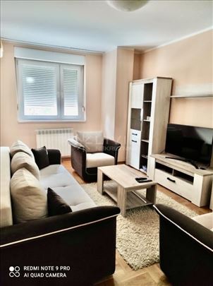 Sjajan prostran, trosoban stan – 80 m², Zvezdara- 