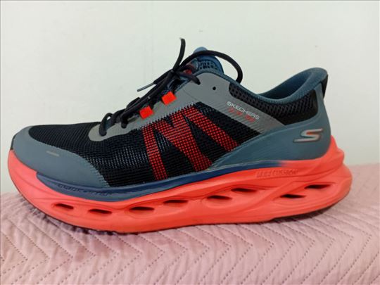 Skechers patike 45