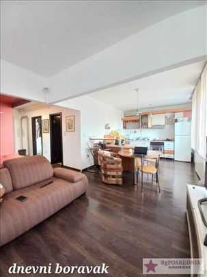 Voždovac, Voždovačka crkva, Vojvode Stepe, 59m2