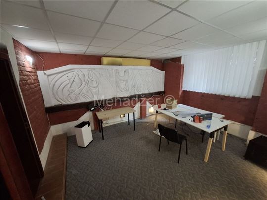 Vračar-Kalenić, 87m2 3,5sob. polusuteren, 2 mč, al