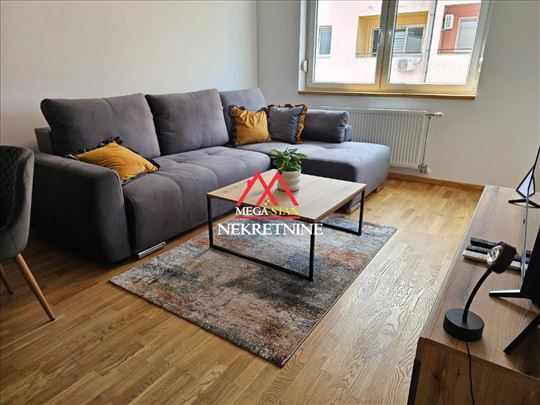 Centar - 37m2 - jednoiposoban stan