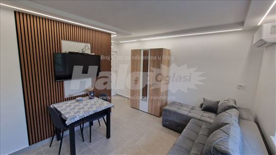 Izdajem stan u Mirijevu, kompletno opremljen