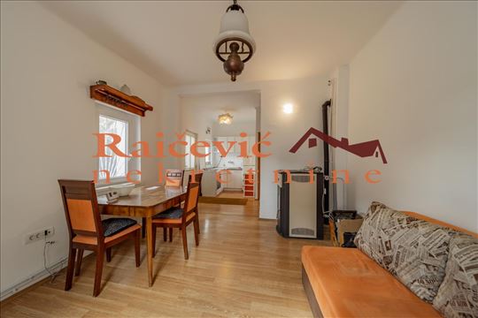 Lipov lad, Majora Ive Fregla, 2.0, 50 m2