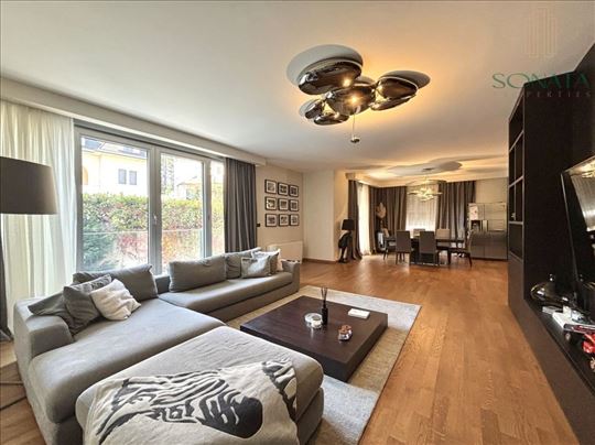 Luksuzan stan u mirnom delu Dedinja