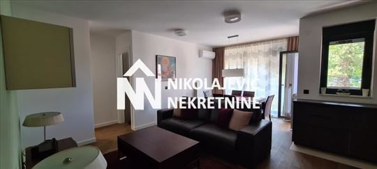 Partizanov stadion,novogradnja,namesten,lux,garaža