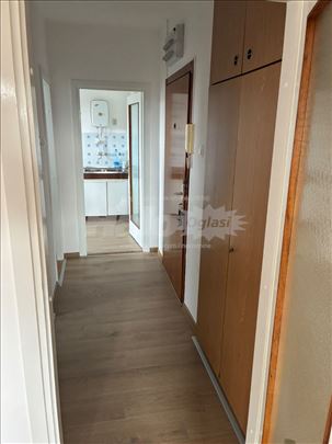 Prodajem jednosoban stan, Centar, Kikinda