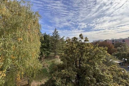 Renoviran 2.5 stan, Dragice Končar, Voždovac, 61m2