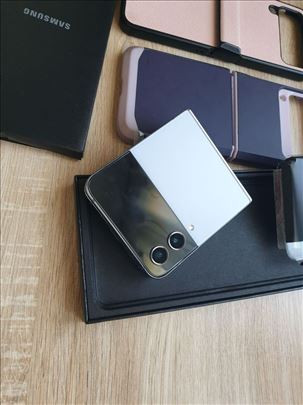 Samsung Z Flip 4 8/256GB - kao nov, 100/100