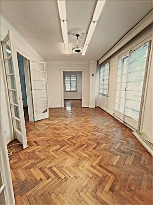 Trg Republike,3.5, stan za poslovni prostor