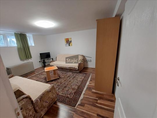 Uknjižen, 1.0, renoviran , odlična investicija