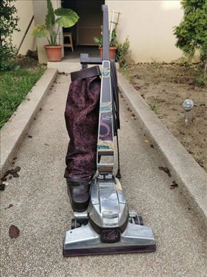 Usisivač Kirby prodajem