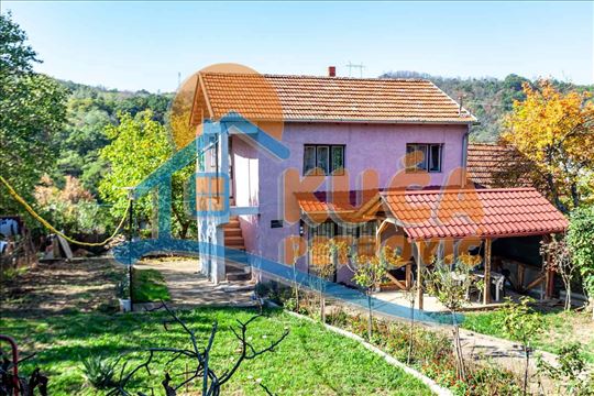 Vikendica 65m2, Gabrovački manastir