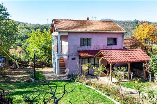 Vikendica 65m2, Gabrovački manastir