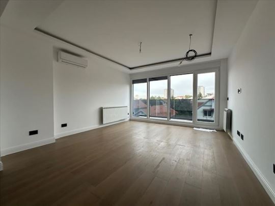 Zemun-Novogradnja-78m2-Garažno mesto ID#2939