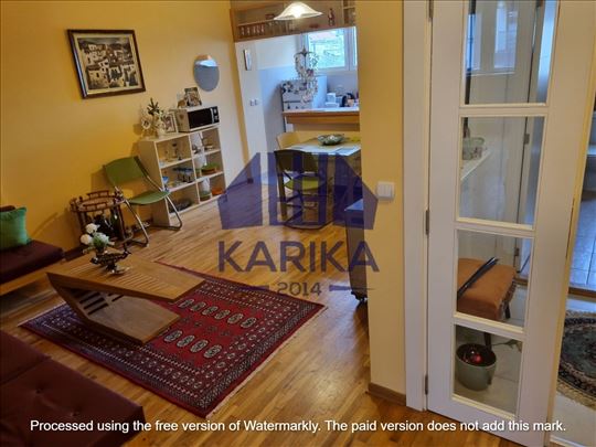 Zvezdara, Vukov spomenik, Luke Vukalovića 69m2