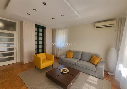 Bežanijska kosa 3 -luks trosoban stan ID#5342