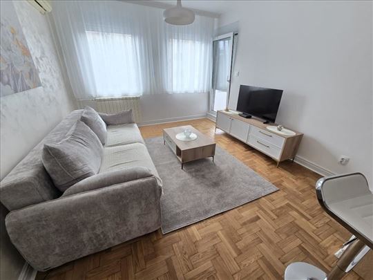 Blok 28, 2.0 namešten,renoviran ID#818744