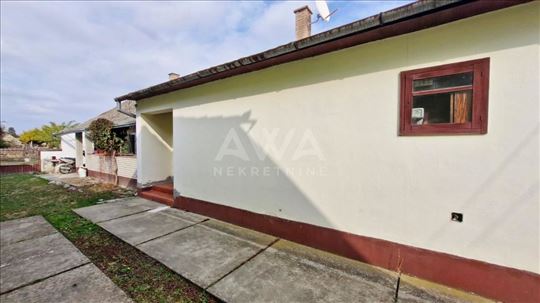 Bogojevo, Kuća 206m2 na placu od 1433m2