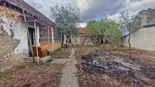 Bogojevo, starija kuća od 97m2