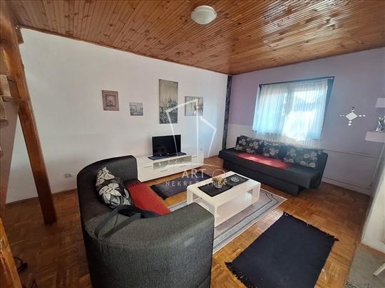 Farmaceutski fakultet, mereno 85m2 ID#12661