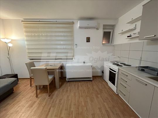 Garsonjera 23m2, Prvomajska, Zemun