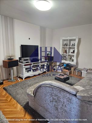 Hotel Y, Bulevar Nikole Tesle, 2.0; 67m2,lođa