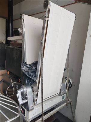 Industrijski Laminator za razvlacenje testa Rondo 