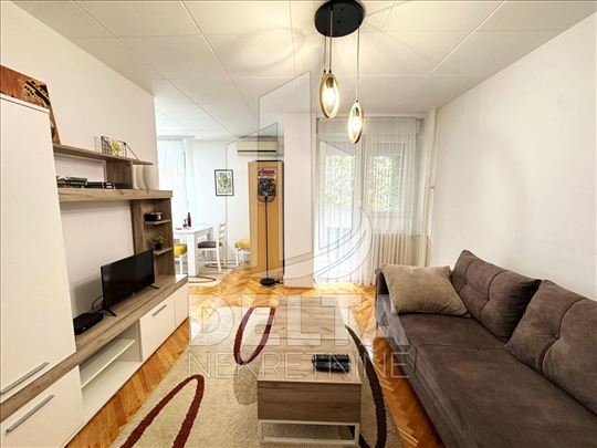 Jednoiposoban stan kod Delta Planeta 