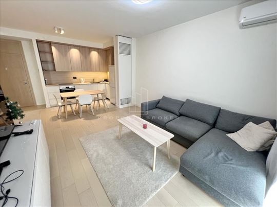 Magnolia, moderno  opremljen, odmah useljiv ID#418