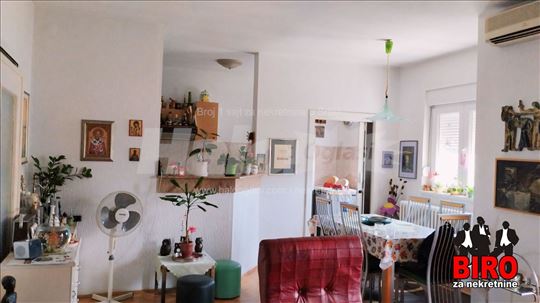 Novi Sad, Bulevar, Stan, 3, 79,00m2