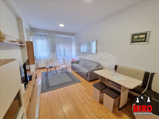 Novi Sad, Centar, Stan, 2, 52,00m2