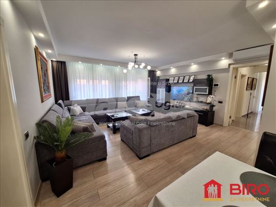 Novi Sad, Centar, Stan, 4, 105,00m2