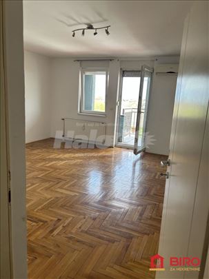 Stan,NOVI SAD,KLISA,kv: 86.00, € 158000, ID: 10112