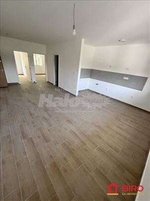 Novi Sad, Lipov Gaj, Stan, 2.5, 53,00m2