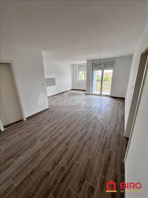 Novi Sad, Lipov Gaj, Stan, 3.5, 74,00m2