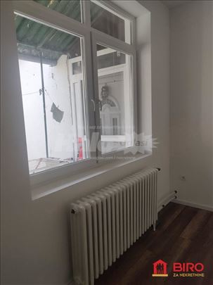 Novi Sad, Petrovaradin, Stan, 3, 79,00m2