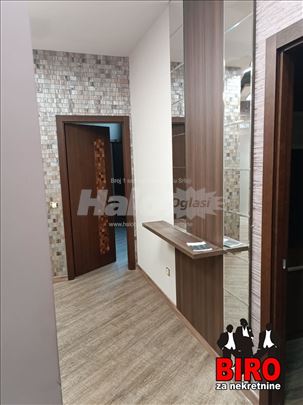 Novi Sad, Sajam, Lokal, 6, 192,00m2