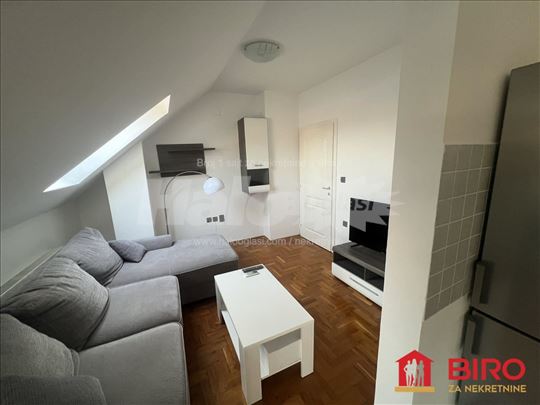 Stan,NOVI SAD,SAJAM,kv: 43.00, € 139050, ID: 10126