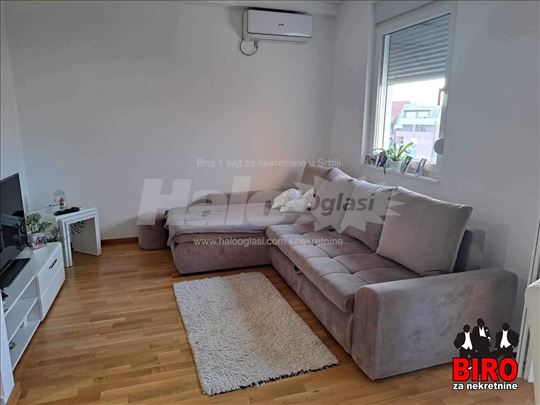 Novi Sad, Somborski Bulevar, Stan, 4, 83,00m2