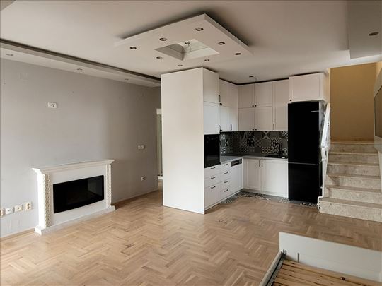 Prodaje se dupleks u ulici Todora Dukina, Šumice