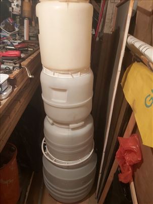 Prodajem polovnu burad 10L,15L,40L